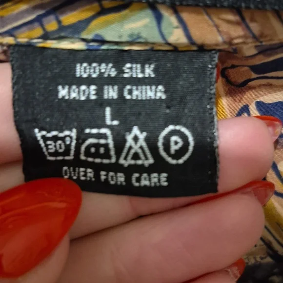 Vintage 90’s Silk Club Button Up Short Sleeve Shirt - Picture 9 of 11